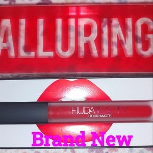 Huda Beauty Liquid Matte